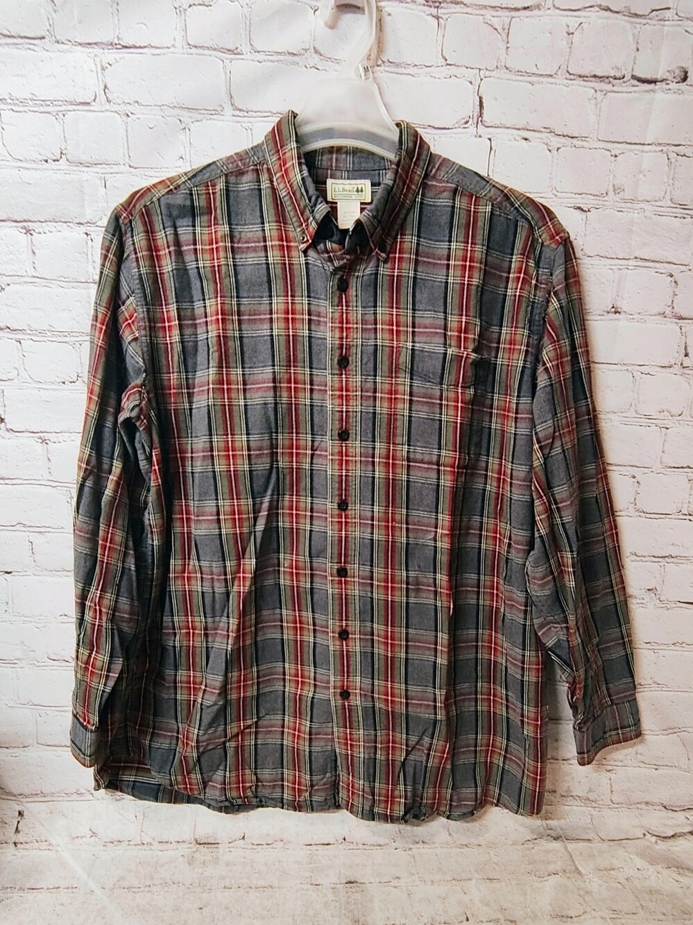 Vintage L.L. Bean Grey Red Plaid Salvador Flannel XLT Button Shirt Cabincore Hip